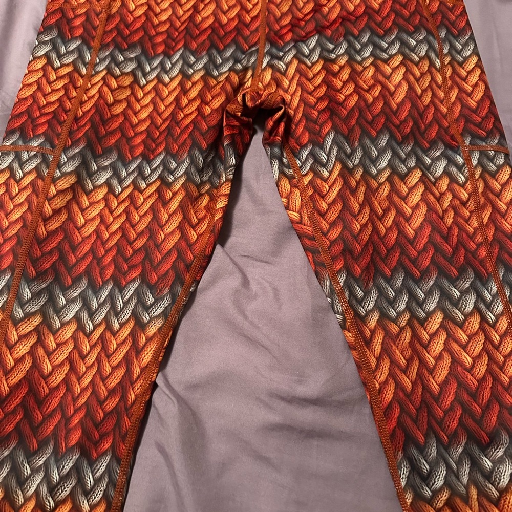 Constantly Varied Gear Autumn Knit Capri Leggings